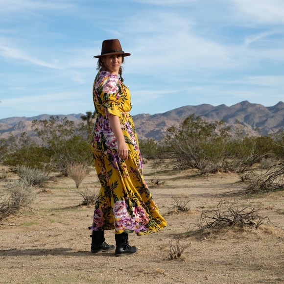 Meet your Posher, Miriam - Picture 12 of 15